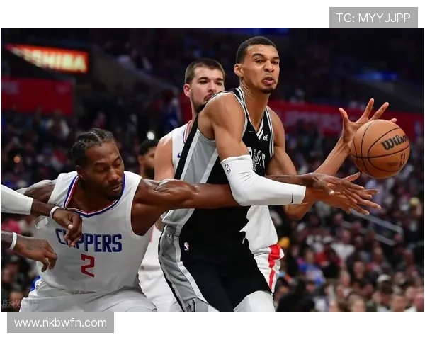 快船与马刺激战抢七精彩录像回顾全场精彩瞬间尽在其中