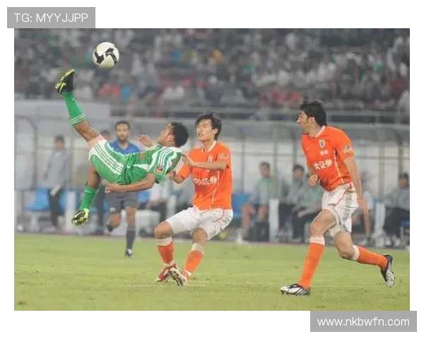 鲁能与国安激战成平局双方各取一分展现实力与韧性