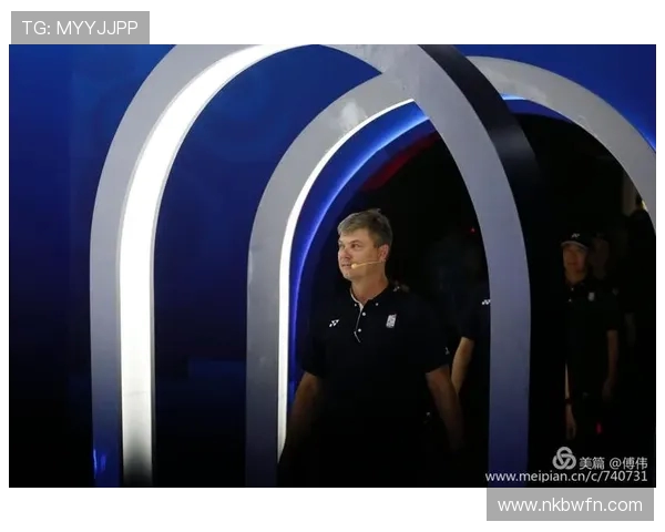 南京飞盘队在世界攀岩锦标赛中的精彩表现与力量分析