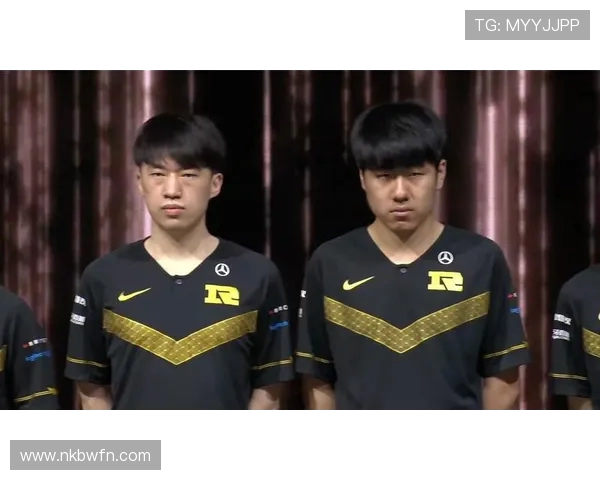 对话陈伟：回顾英雄联盟职业生涯的荣耀与挑战