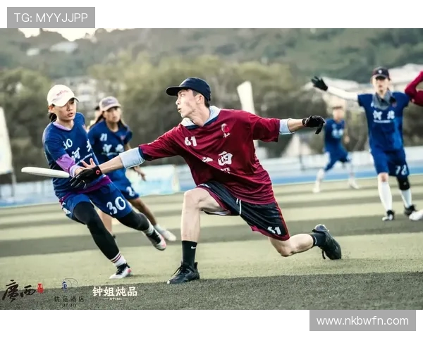 重庆飞盘队在世界攀岩锦标赛中以100分稳居积分榜首位